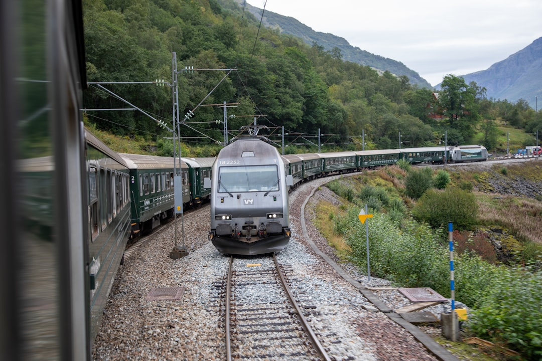 Déraillement mortel sur la Nordlandsbanen : Bane Nor épinglé pour ses lacunes