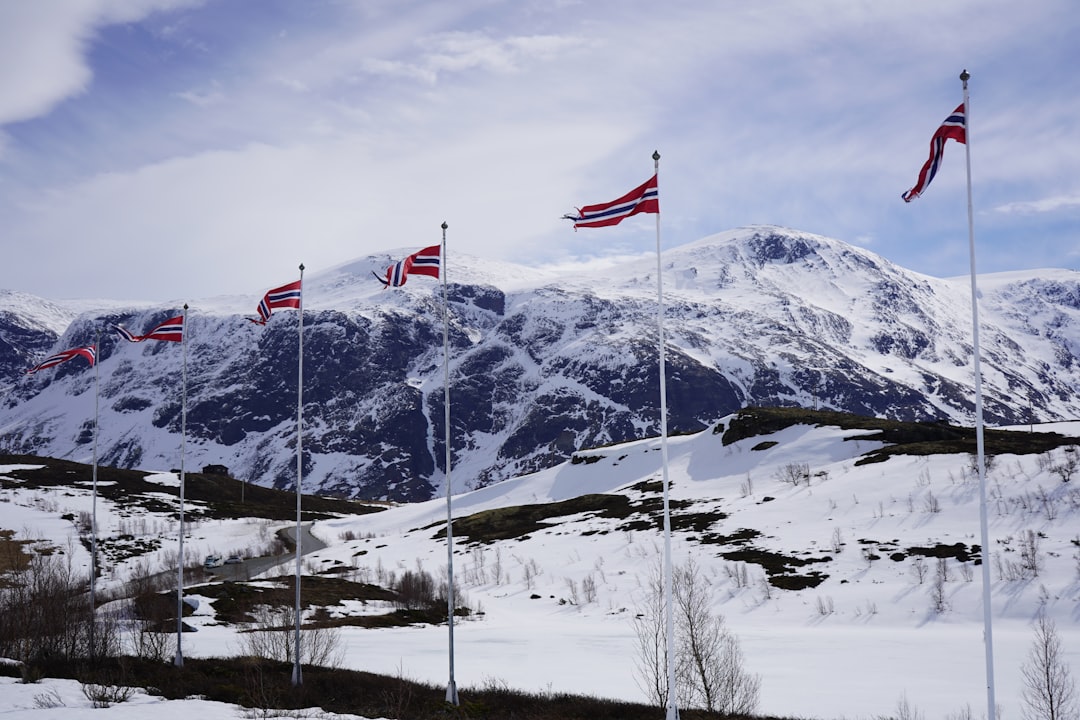 Norvège : défense, aquaculture et fête des russ