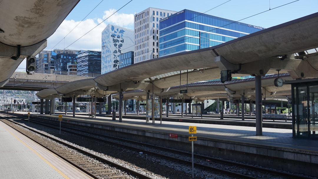 Norvège : train Berlin-Oslo, IA recrutement et budget
