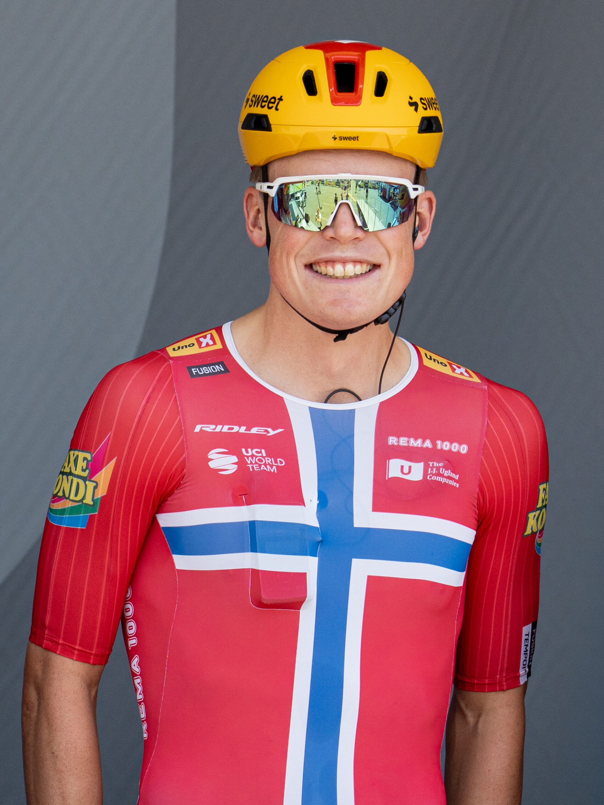 Anders Skaarseth on the podium at the presentation ceremony for