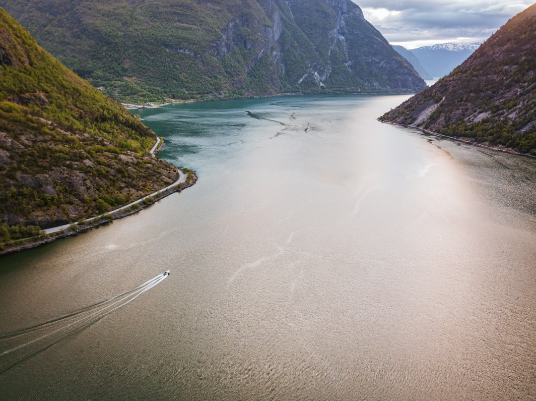 Flåm et le Flåmsbana : le train spectaculaire